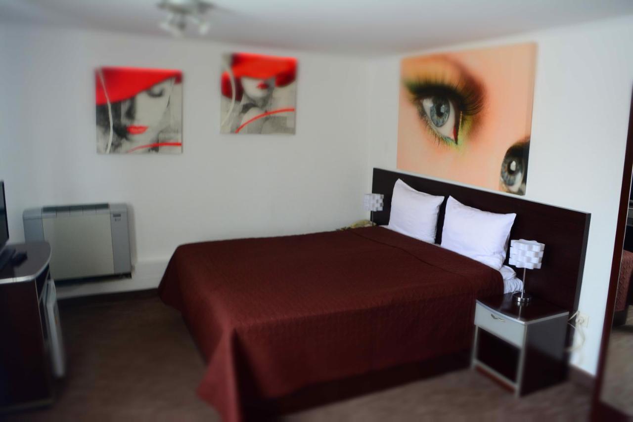 Motel Anghel Galati  Luaran gambar